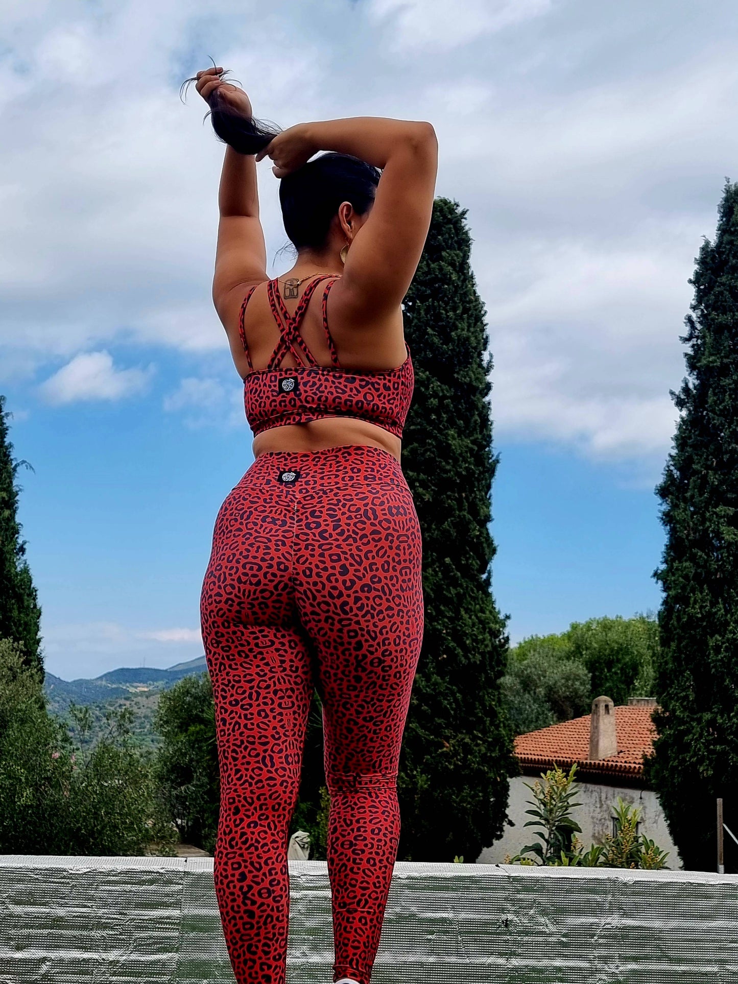 ELLY RED