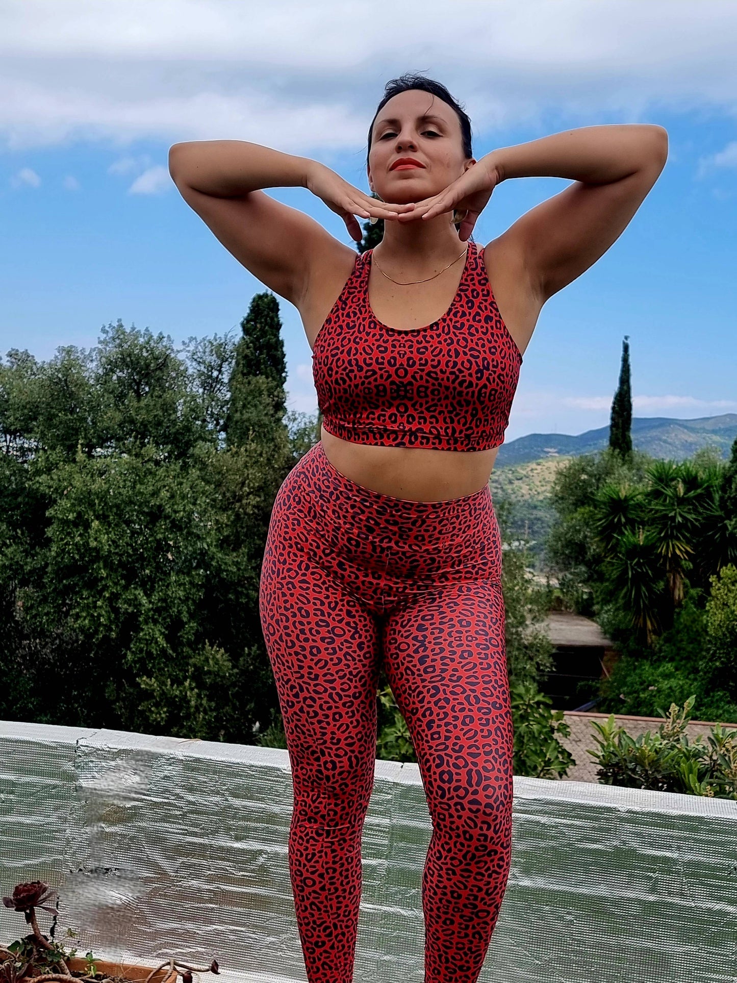 ELLY RED