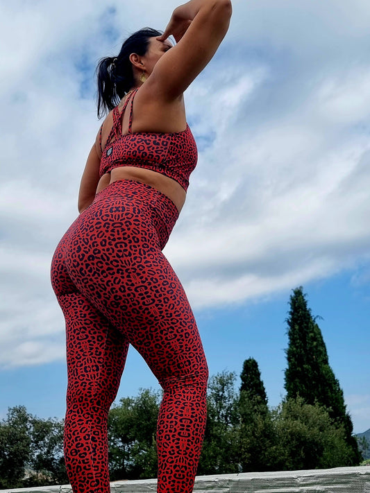 ELLY RED